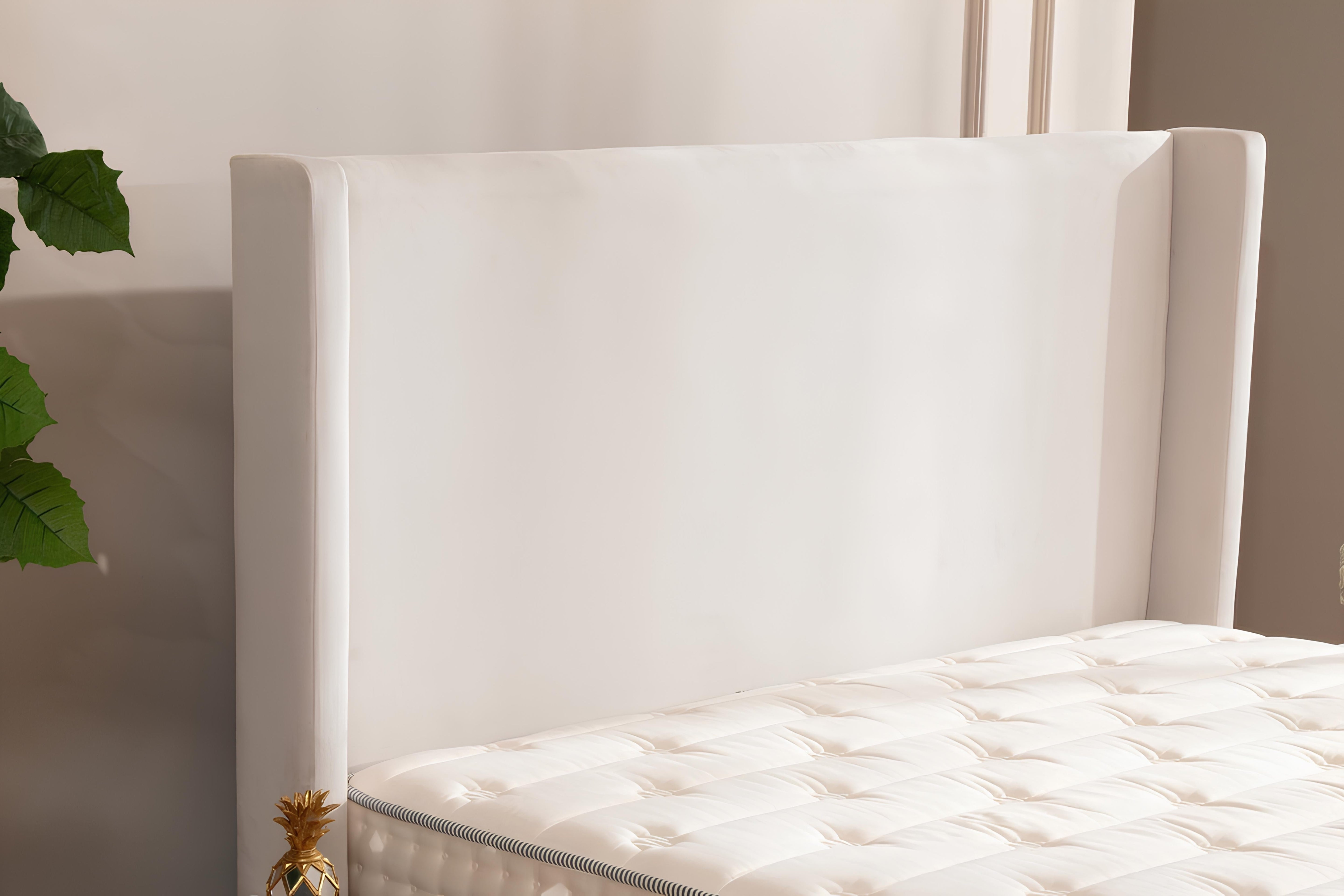Lit Coffre en velours blanc ecru Louane