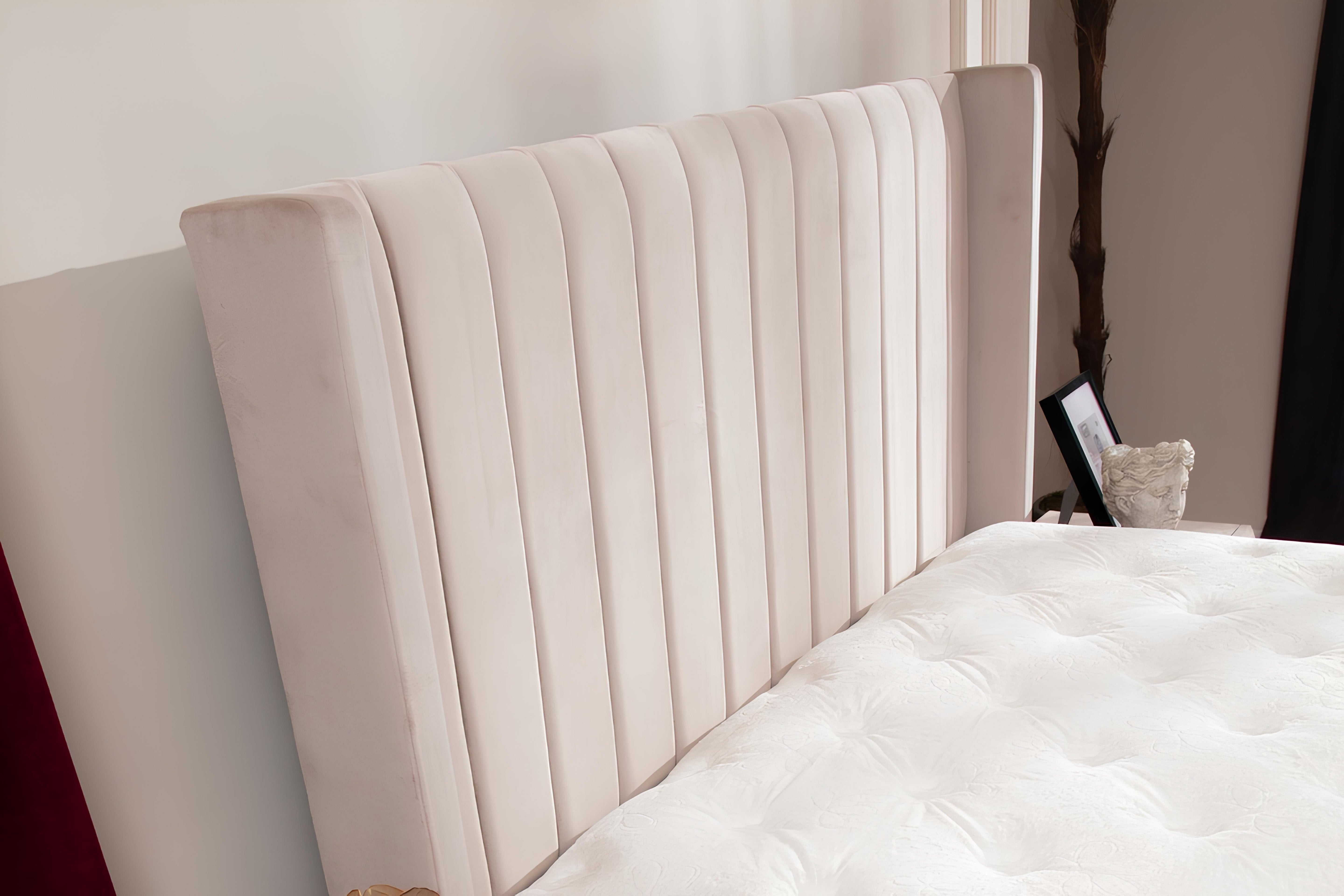 Lit Coffre en velours beige TOKYO