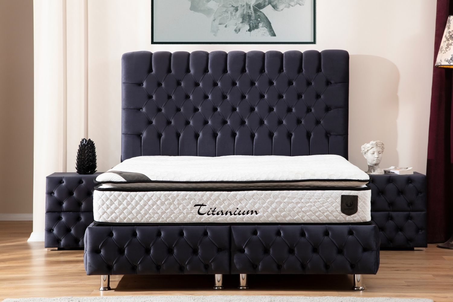 Lit Coffre en velours gris anthracite capitonné LUNA