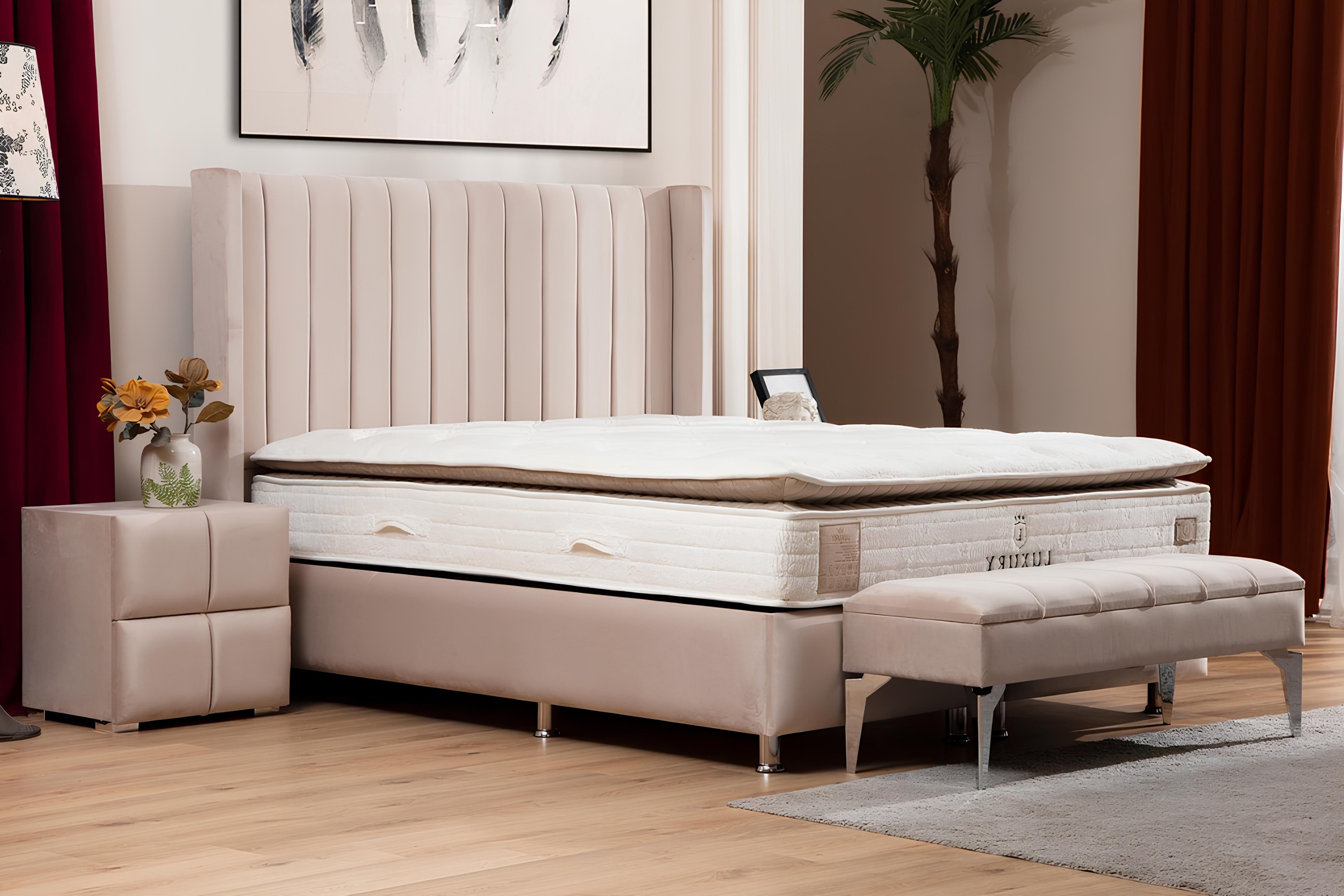 Lit Coffre en velours beige TOKYO